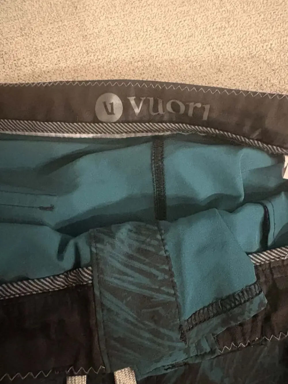 Vuori cruise boardshorts